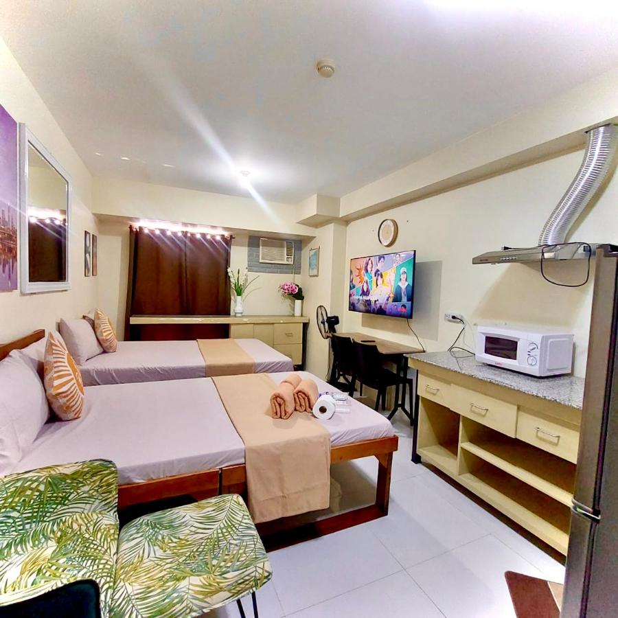 B&B Tabok - Affordable Ayala Avida IT Park Condo across Ayala Mall Central Bloc Sugbu Mercado - Bed and Breakfast Tabok