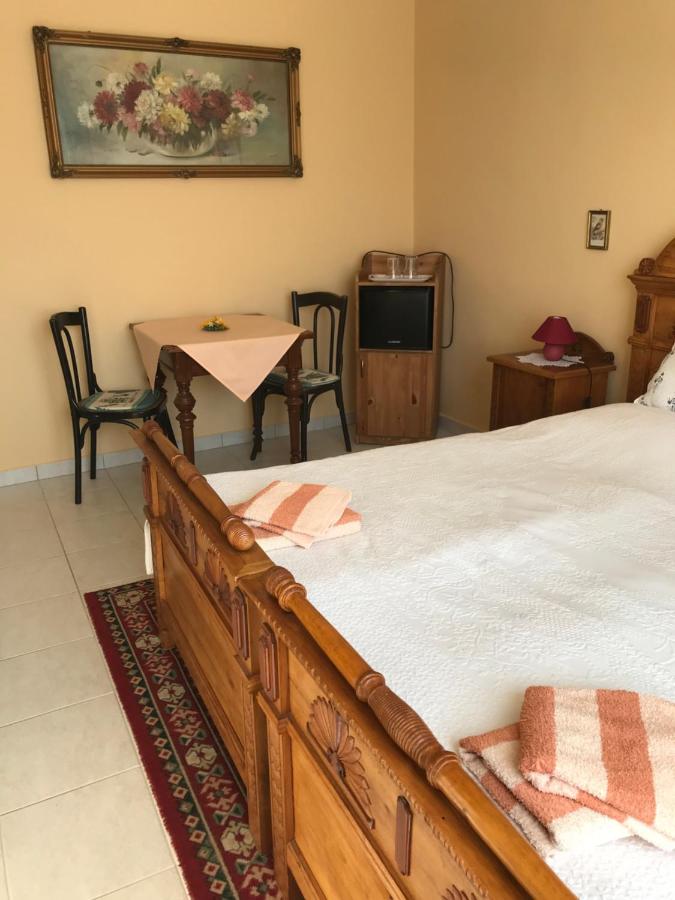 Standard Zweibettzimmer