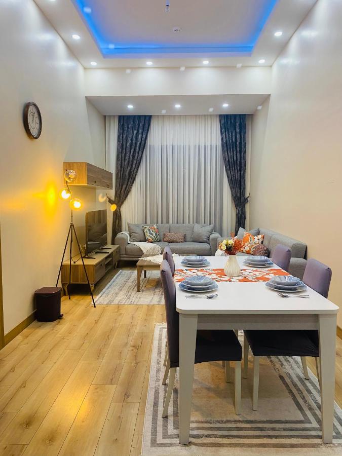 B&B Esenyurt - Istanbul View Apartment with Wifi and Pool - Bed and Breakfast Esenyurt