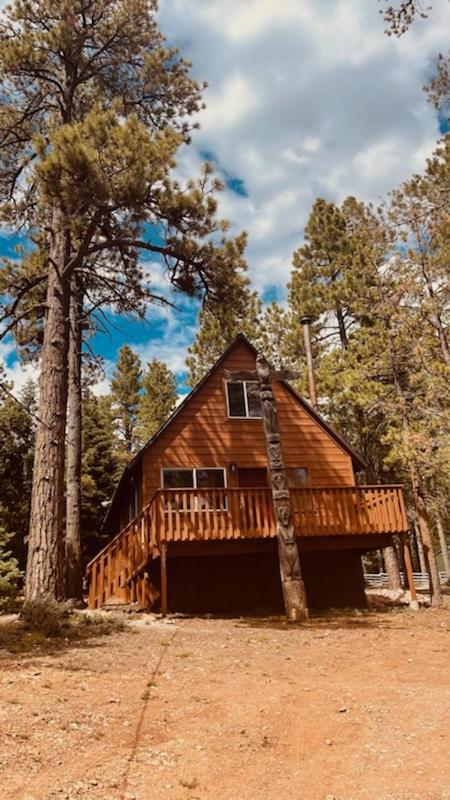 Totem Pole Lodge - B&B