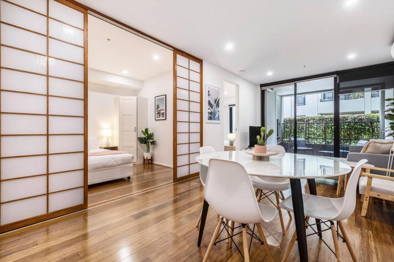 Nottville Poolside - Coastal Cosmopolitan off Bay St - B&B Melbourne