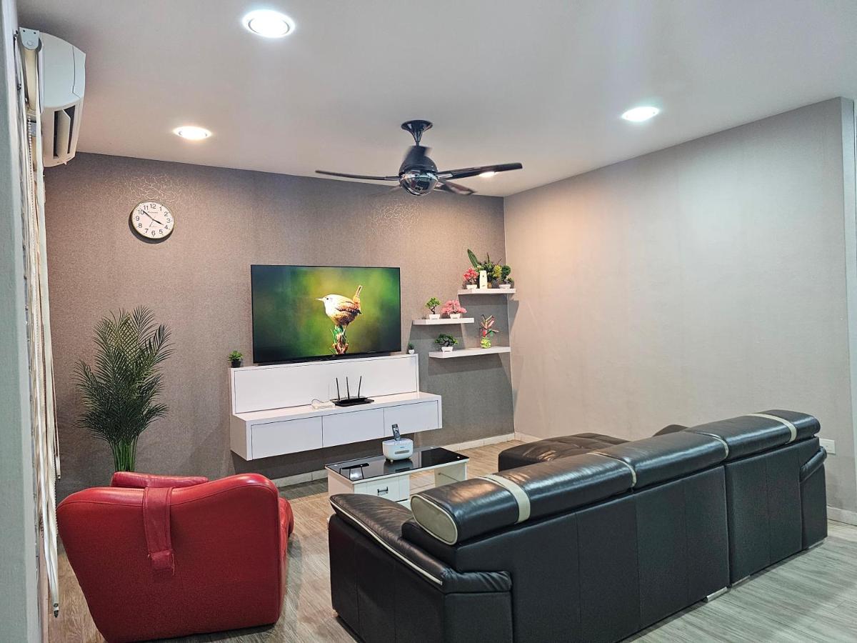 TSK Homestay Taman Sri Kluang - B&B Kluang