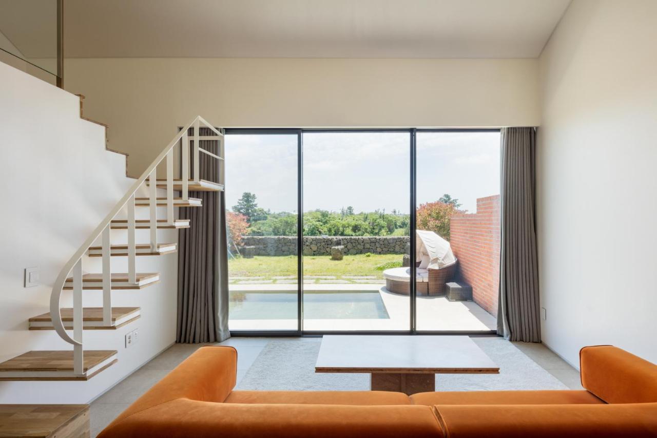 Maisonnette/Duplex Studio