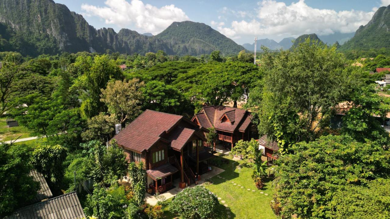 B&B Vang Vieng - Namsong Bridge Bungalows - Bed and Breakfast Vang Vieng