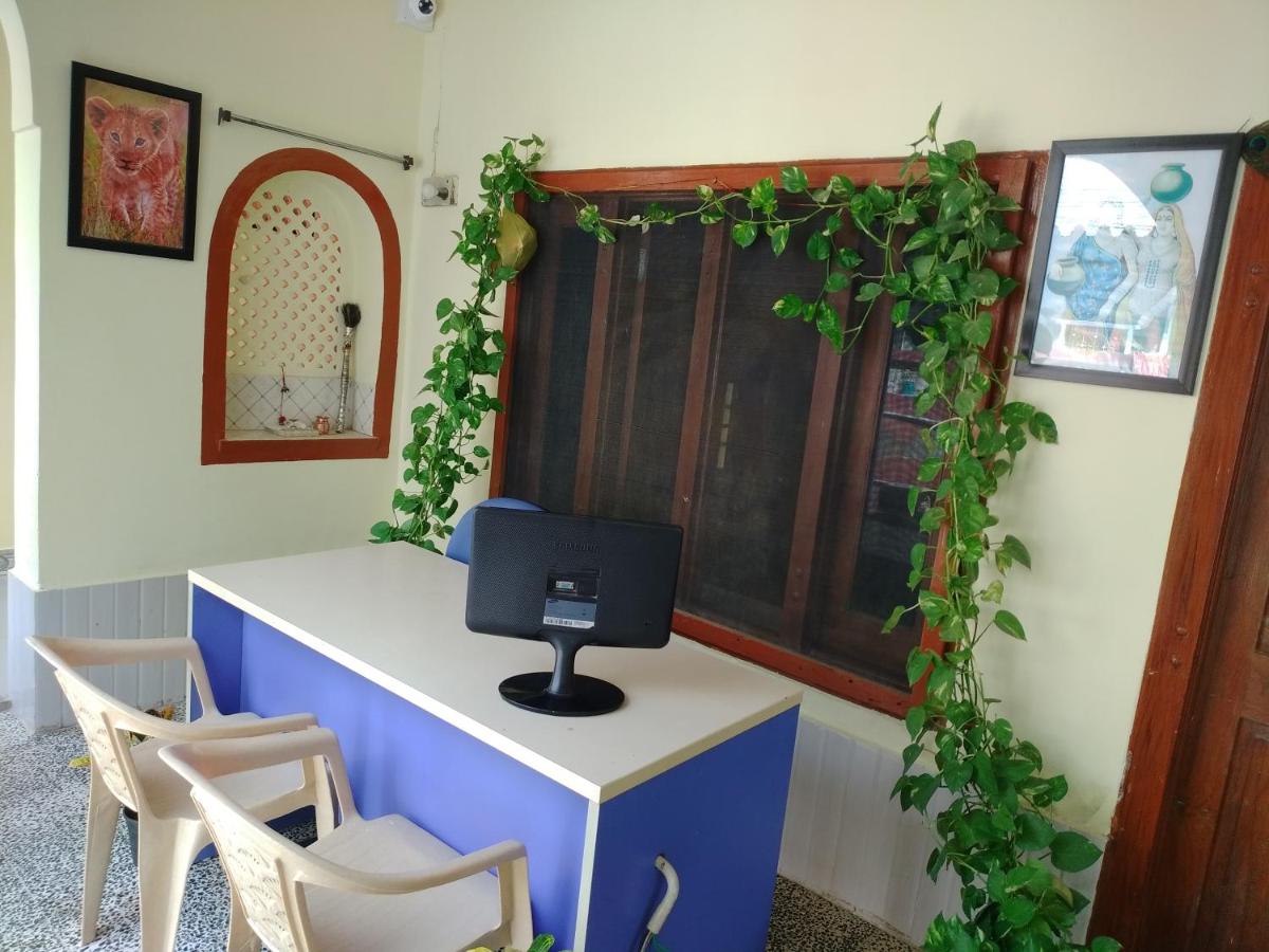 Red king home stay - B&B