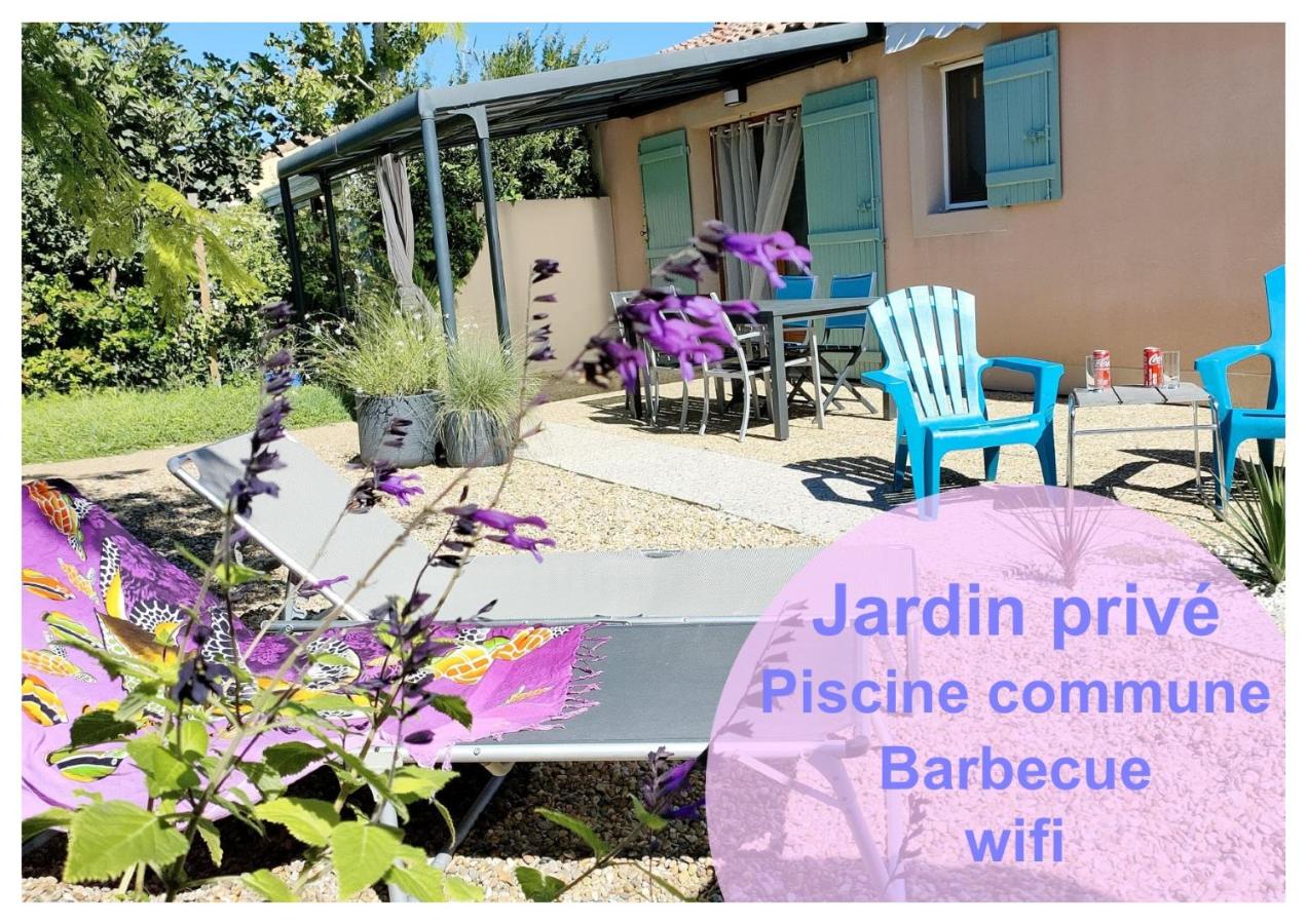 B&B Saint-Laurent-d'Aigouze - Le Mazet Camarguais # Jardin privé # Piscine commune - Bed and Breakfast Saint-Laurent-d'Aigouze