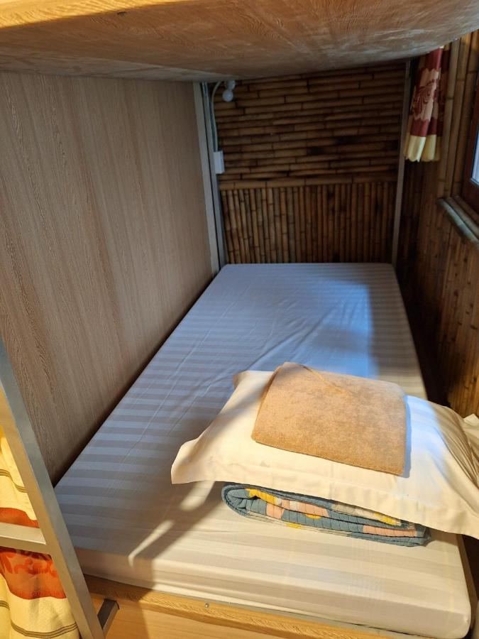 6-Bed Mixed Dormitory Room