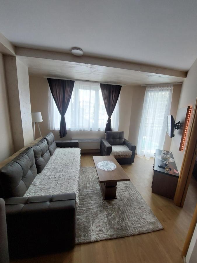 Golden Apartman - B&B
