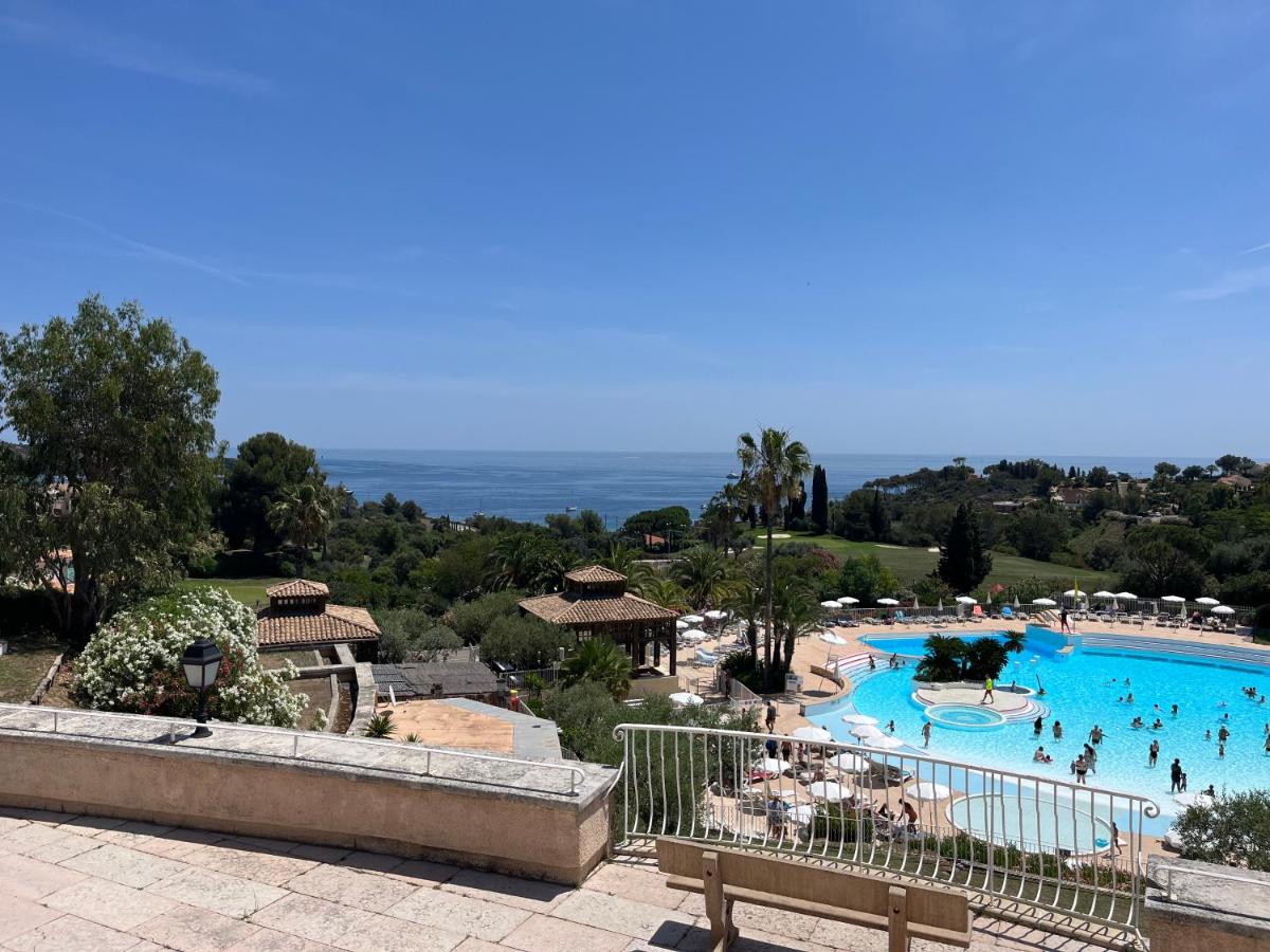 Cap Esterel ,Baie d'Agay ,vue mer - B&B