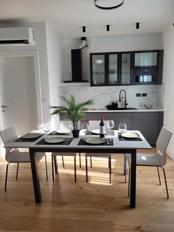 Modern apartment, in the center near see - Chambres d’hôtes Trieste
