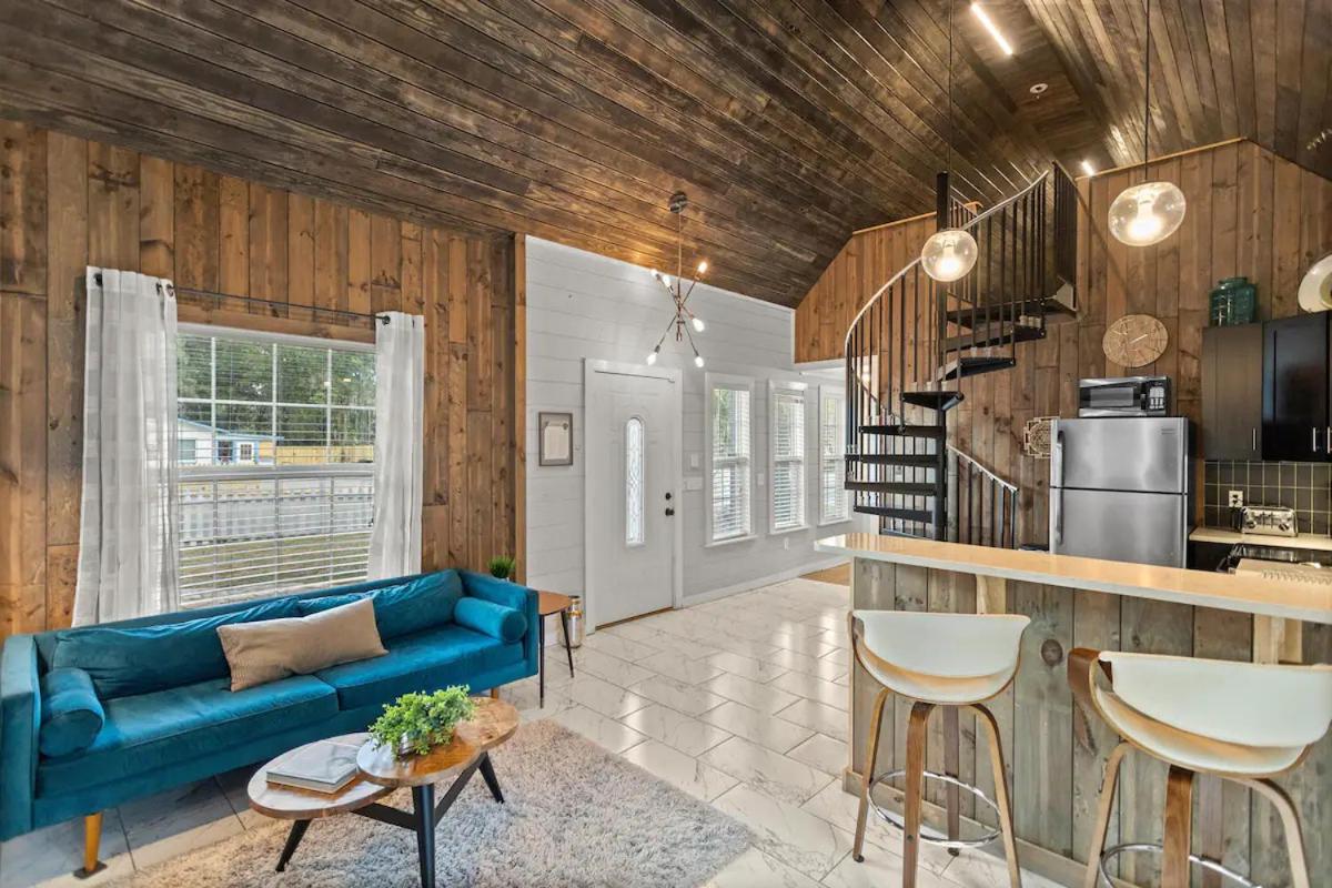 Tiny Victorian built on TV show 2br 1 ba - Ferienwohnung