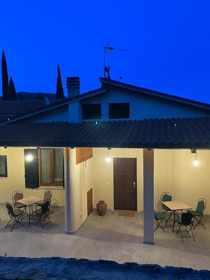 Agriturismo Nonno Dante - Casa Leccino - B&B