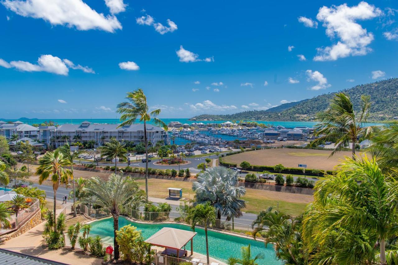 B&B Airlie Beach - Spa Haven 17A - Bed and Breakfast Airlie Beach