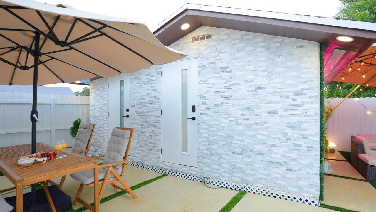 Smart Tiny House Garden - Bed and Breakfast Miami Gardens