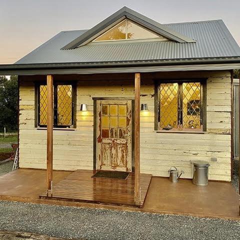 Byron Sunset Cottage - B&B