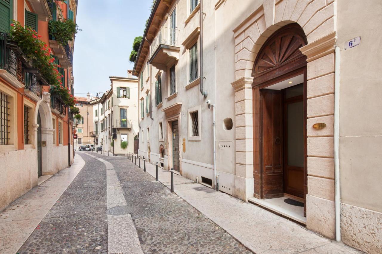 Verincanto Suite In old Verona Downtown - B&B Verona