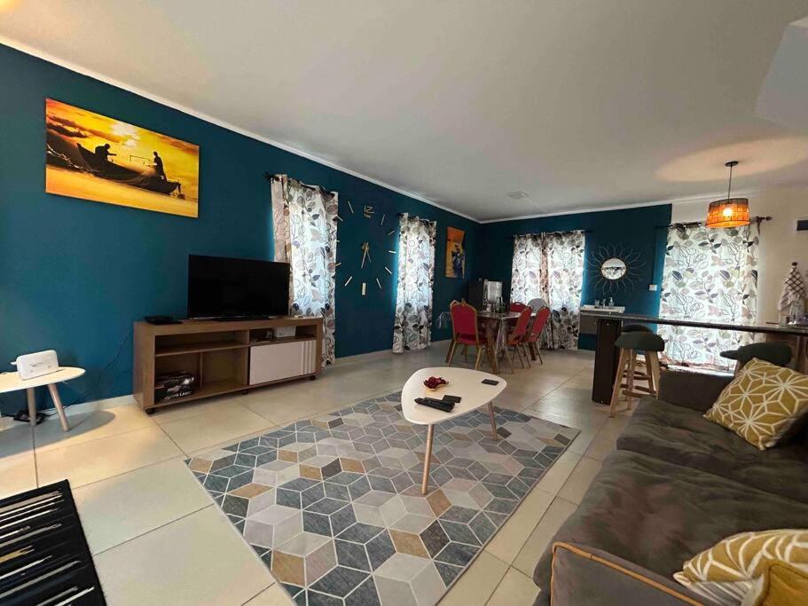 North Mauritius New-built 2-bedroom Villa with shared pool - B&B