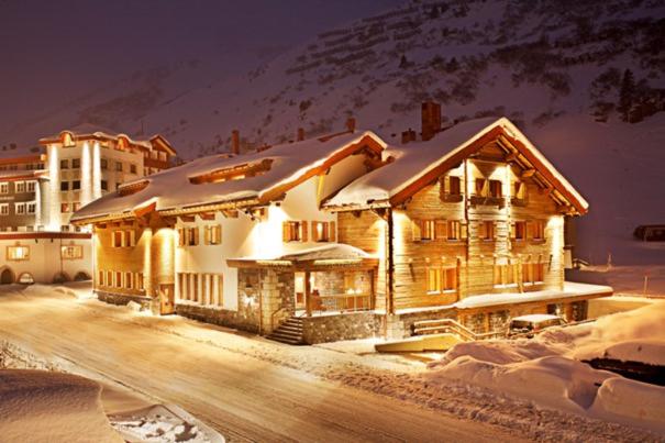 B&B Zürs am Arlberg - Bentleys House MOUNTAIN Residence - Bed and Breakfast Zürs am Arlberg