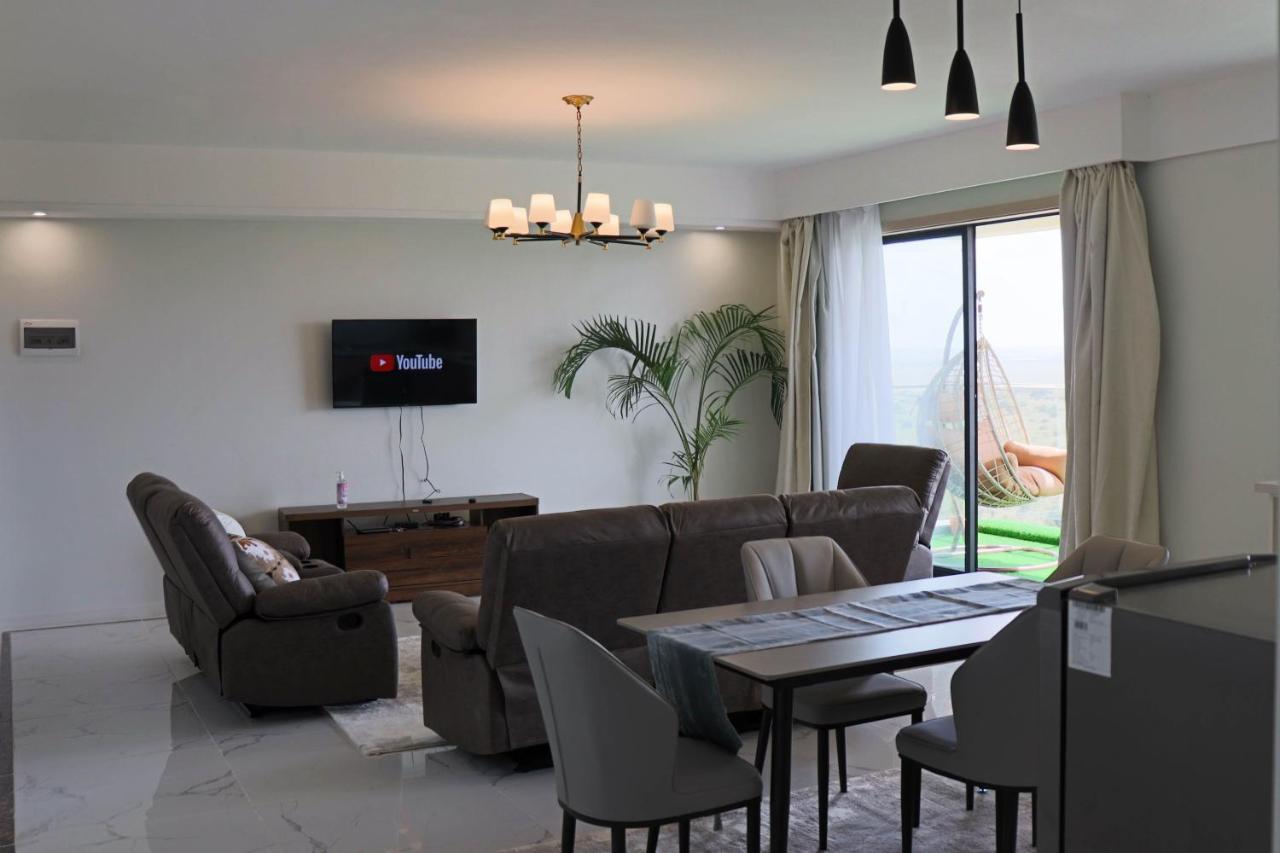 Lovely 3 bedroom with a view of the park - B&B Nairobi