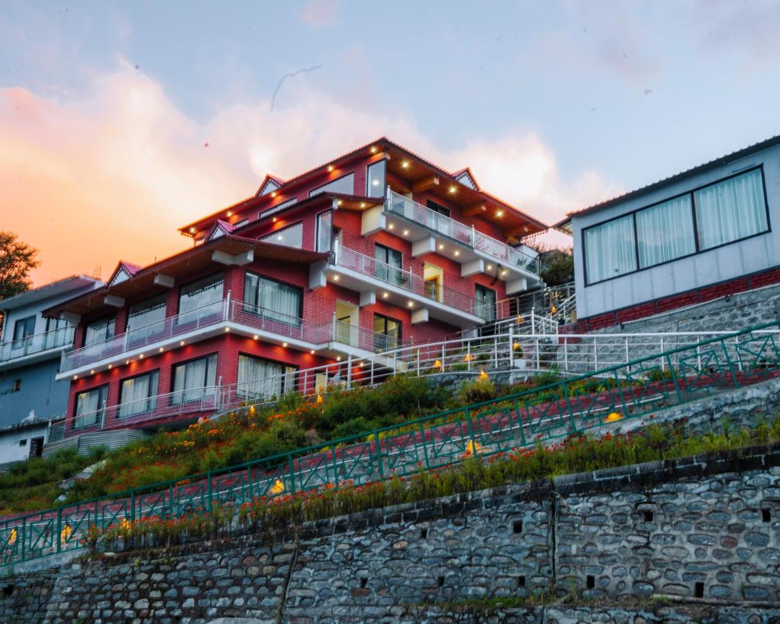 B&B Joshīmath - Aaryam Resort, Auli - Bed and Breakfast Joshīmath