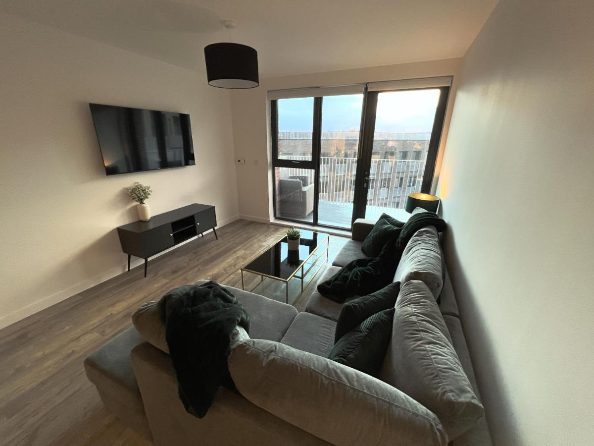 B&B London - Luxury, Modern & Cosy 2 Bedroom London Apartment - Bed and Breakfast London