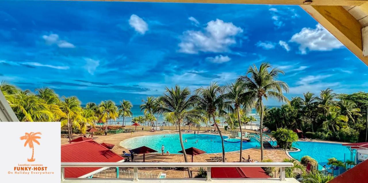 Ti Kaz Surf Funky Host -T3 vue mer prémium 3 étoiles - Village vacances Sainte Anne Guadeloupe - Chambres d'hôtes Sainte-Anne