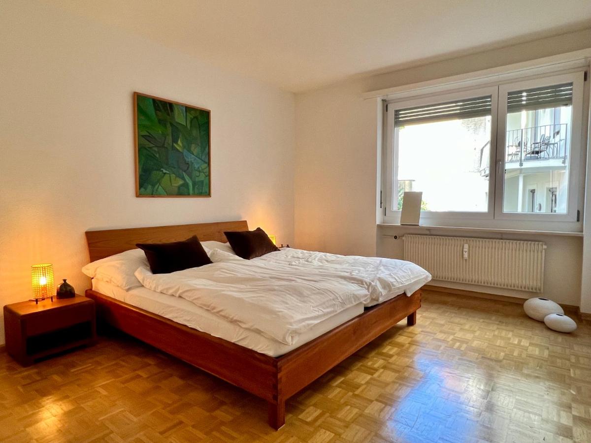 B&B Basel - Gemütliche grosse Wohnung Nähe Uni - Bed and Breakfast Basel