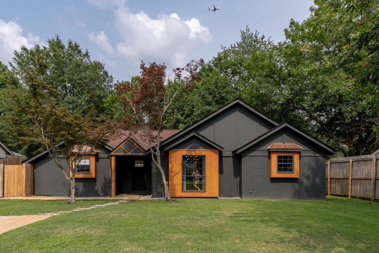 Styled, cozy residential retreat near town center - B&B Southaven