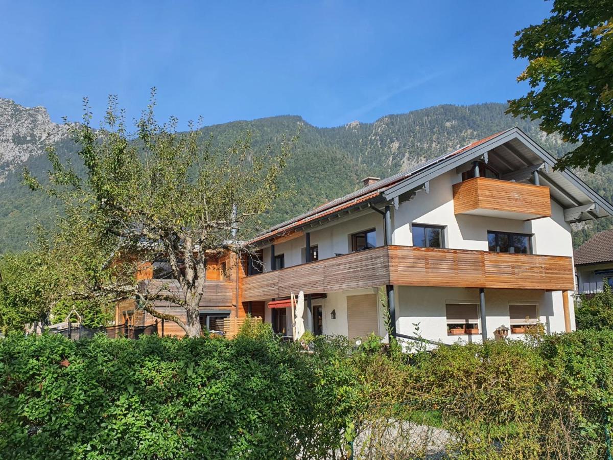 B&B Bad Reichenhall - Ferienwohnung Elfejo - Bed and Breakfast Bad Reichenhall