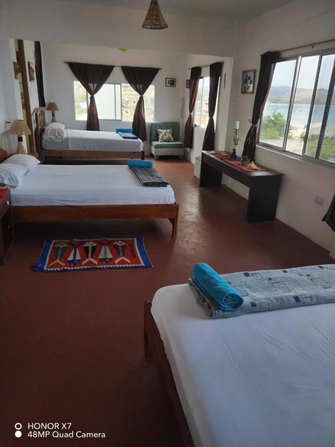 Camera Familiare con Vista Mare