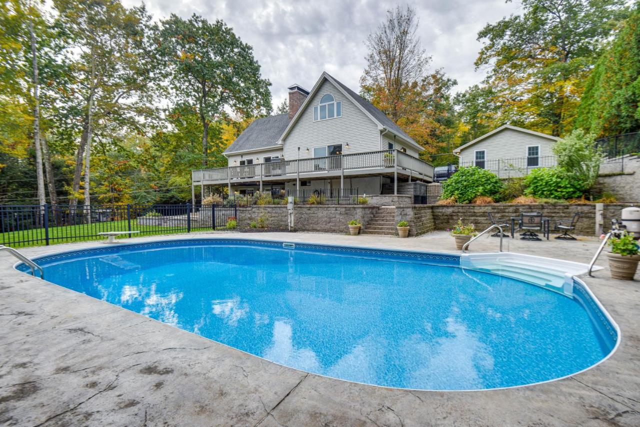 B&B Milton - Milton Hidden Gem with Pool, Hot Tub and Fireplace! - Bed and Breakfast Milton