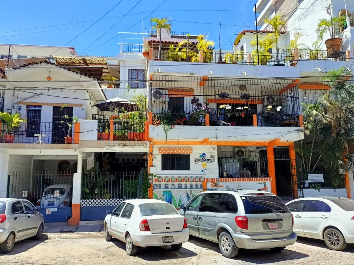 terraza y balcón en la zona romantica cerca del mar - Chambres d'hôtes Puerto Vallarta