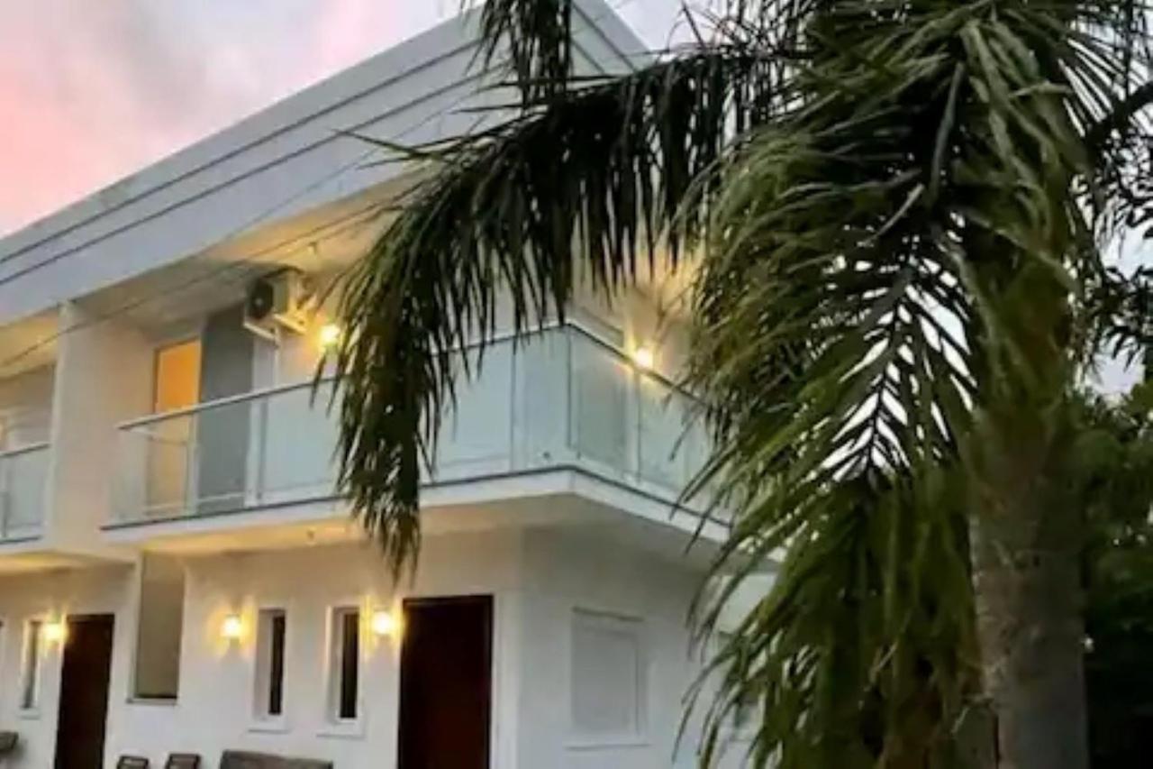 Casa na Praia da Ferrugem com 2 vagas - Chambres d’hôtes Garopaba
