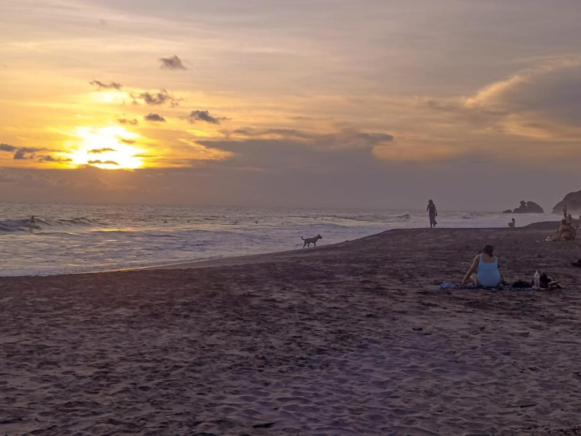Punta Sur, Frente al mar y el Atardecer - B&B Masunte