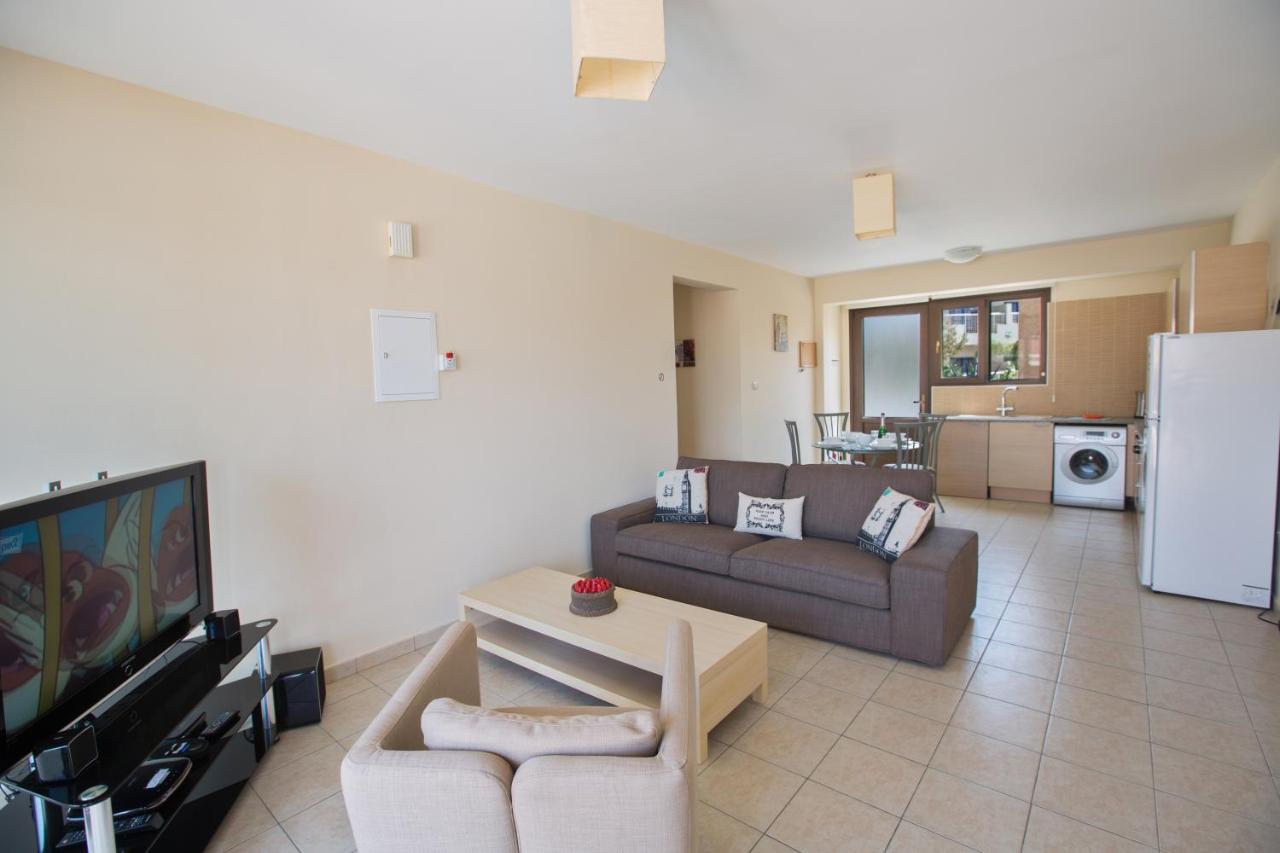 Appartamento con 1 Camera da Letto - Piano Terra (001)