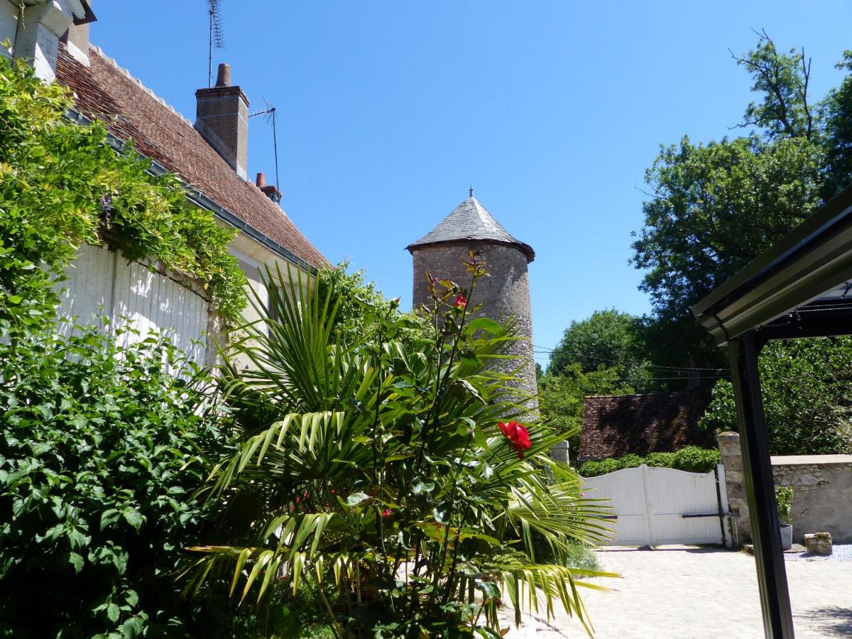 B&B Mer - Gîte de la tour de Loire - 65 m2 au pied d'une tour de gué du 17ème siècle - Bed and Breakfast Mer