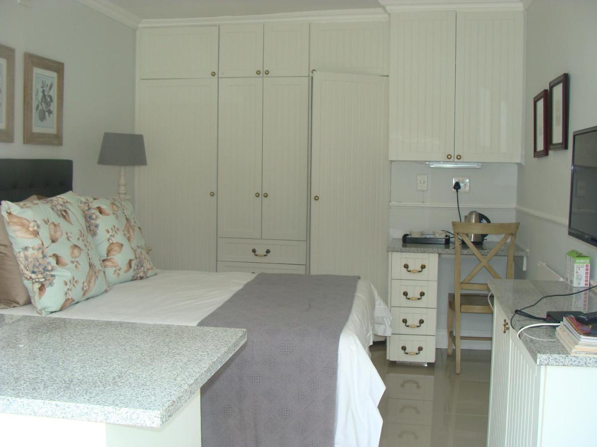 Lonehill - Suite 3 - B&B