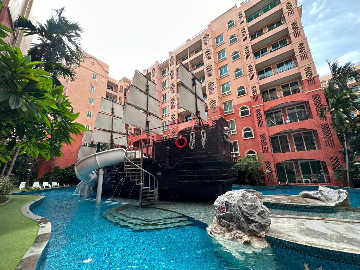 Seven Seas Condo Pattaya - 7 seas pool view - B&B Jomtien