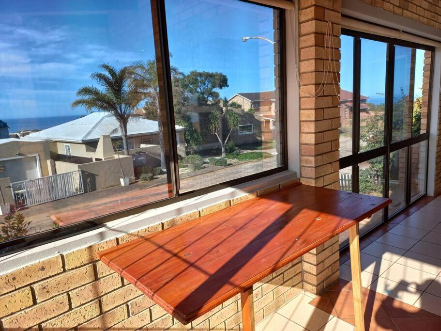 8 on Broodboom Self-catering Home - B&B
