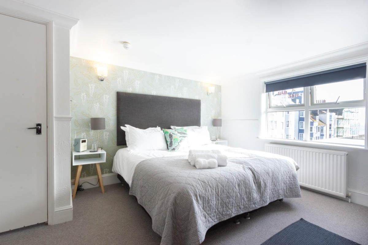 Deluxe King Room with Sea View