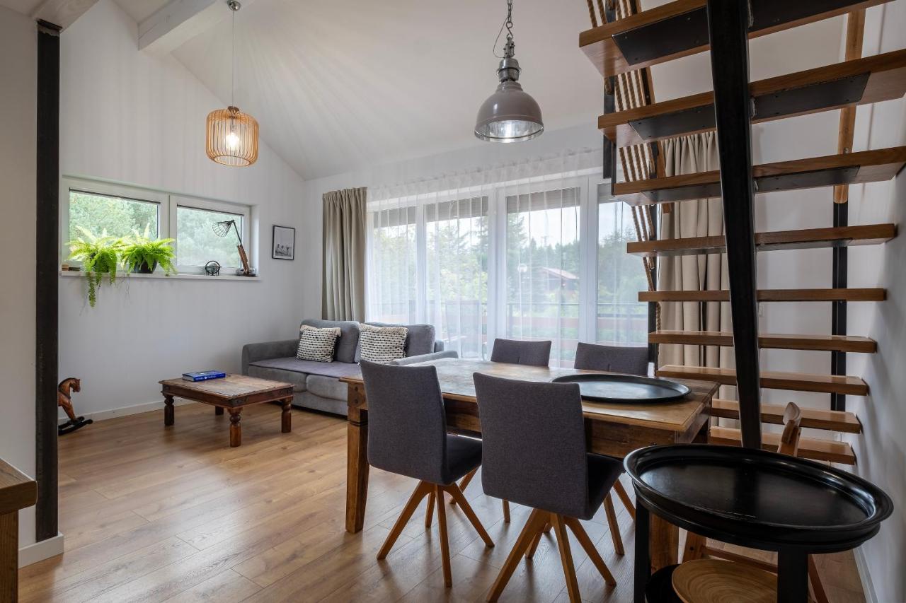 Apartamento con balcón