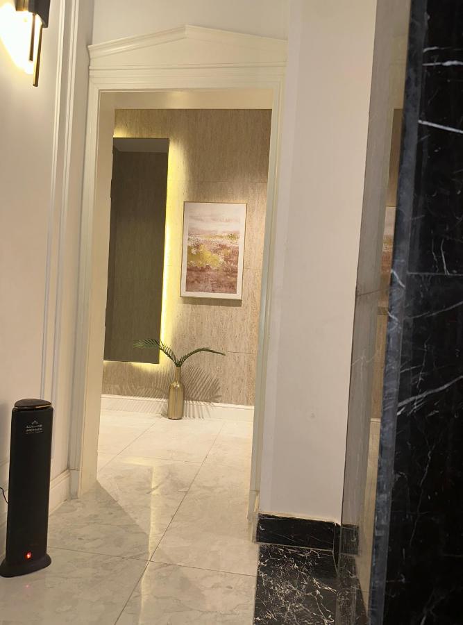 استديو فاخر باطلاله ومدخل ذاتي - B&B