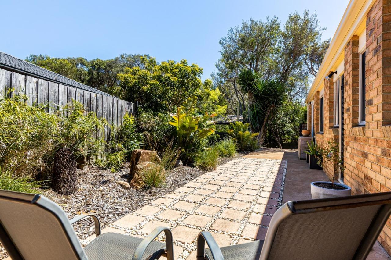 Ocean Bay Retreat - Relish in Gorgeous Beachy Style - B&B Rye