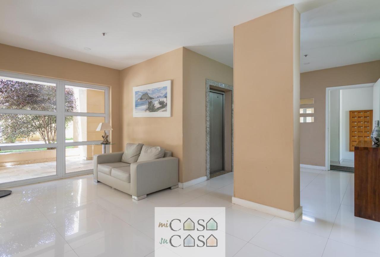 2 Quartos com Varanda a 300m RioCentro Wi-Fi 120mbps e Cozinha Completa - Condomínio com Piscina, Estacionamento, Portaria 24h e Parquinho Infantil - Apartamento indicado para Grupos, Hóspedes a Trabalho e Crianças - Chambres d'hôtes Rio de Janeiro