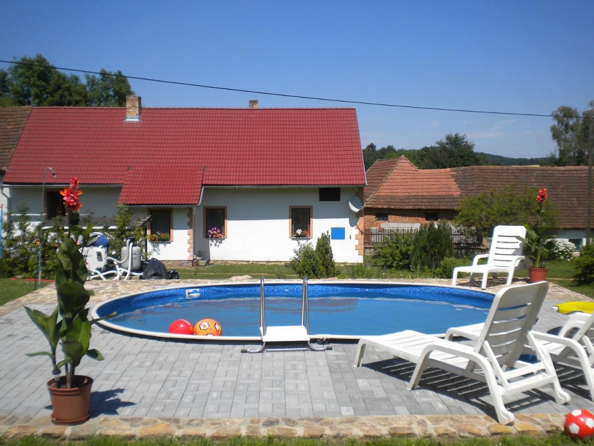 Chalupa Tourov - B&B