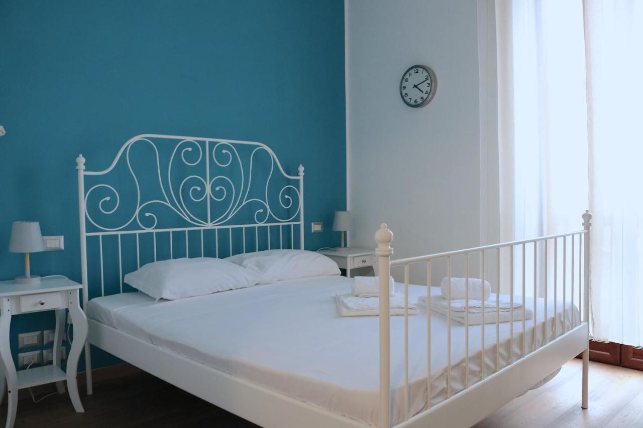 B&B Milano - Lovely Navigli Studio with balcony - Via Carlo torre - Bed and Breakfast Milano