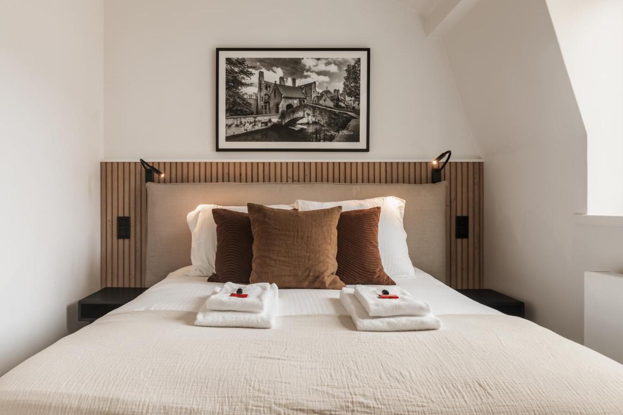 Highest Five by Romy&Travis - B&B Bruges