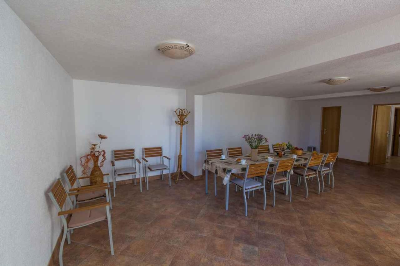 Apartment 1