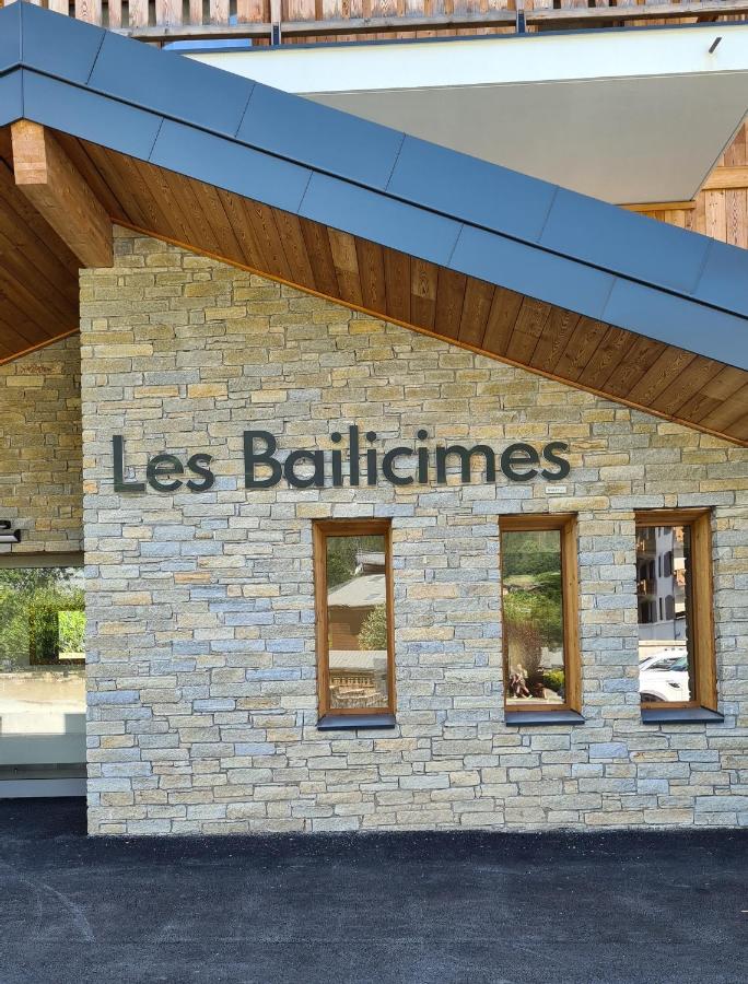 Stunning 2 bedroom duplex, 10 min walk from centre - B&B Morzine