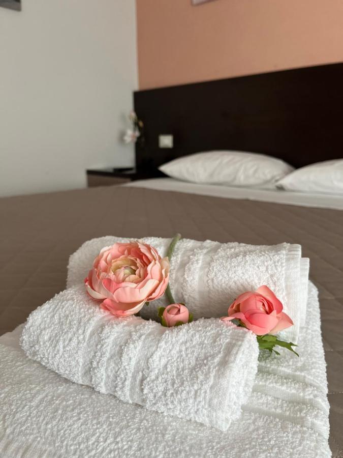 Bed & Breakfast La Rondinella - Ferienwohnung Cerasolo